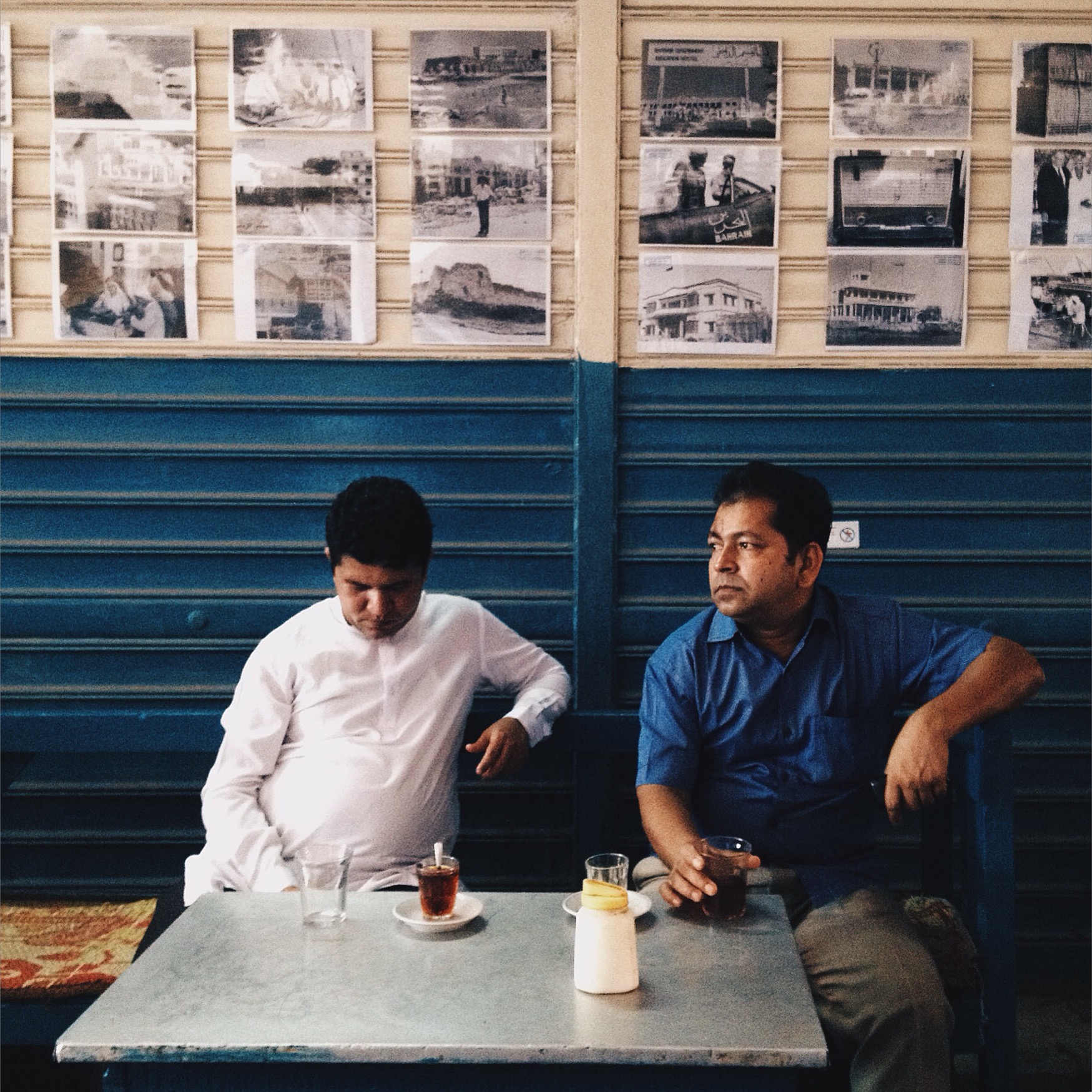 On holidays or after work, workers find refuge in local cafes, drinking tea and socializing. 