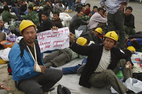 chinese-workers.jpg